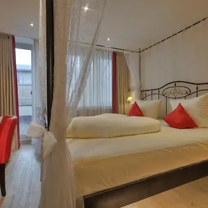 3* Szálloda Condor